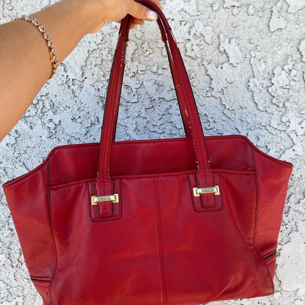 COACH Vintage Taylor Leather Carry All Satchel Bag